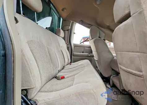 2001 Chevrolet Silverado K1500 из США, поврежденный, VIN 2GCEK19TX11296332